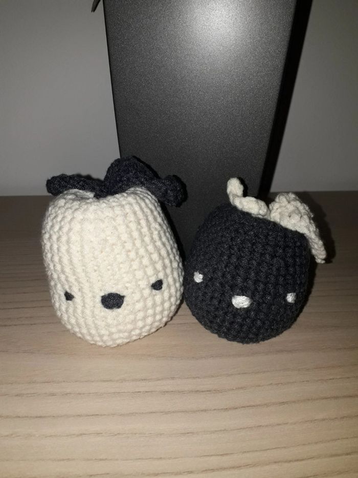 Lot de 2 pommes réalisées au crochet
