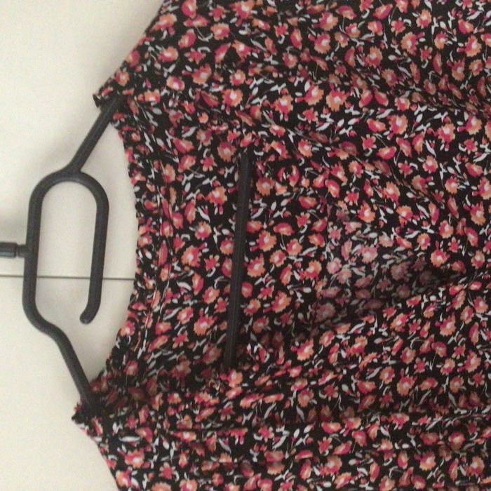 Blouse liquette sans manches - photo numéro 2