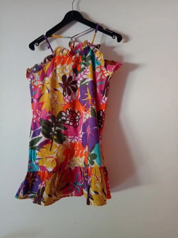Jolie robe multicolore 6 ans