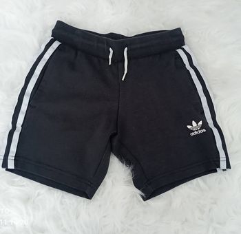 Short adidas 5/6ans