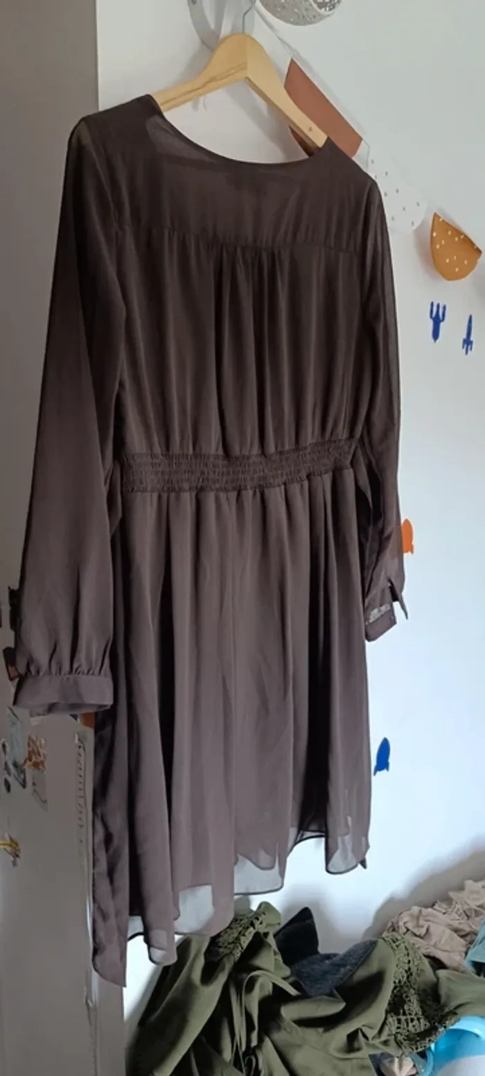 Pas de vintedgo go svp ! Robe voile - photo numéro 3