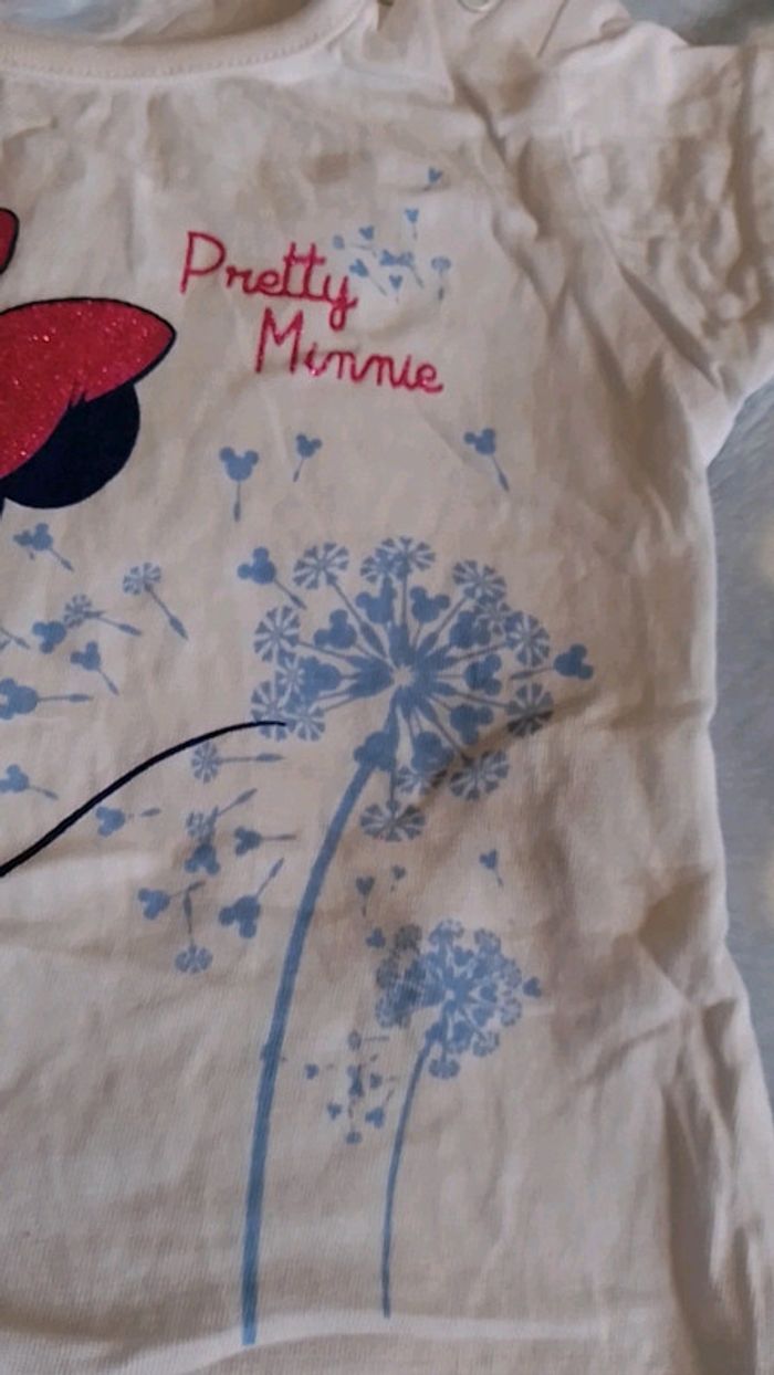 T-shirt Disney Minnie 12 mois neuf - photo numéro 3