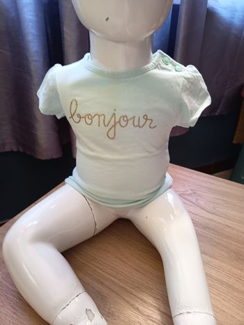 Tee shirt manches courtes