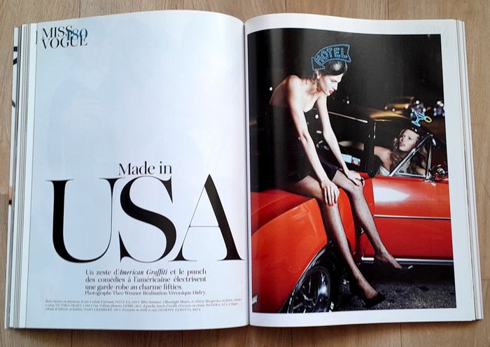 Magazine Vogue n°923 décembre 2011 janvier 2012 spécial rock - photo numéro 8