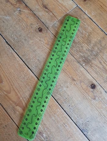 Règle verte silicone 30 cm triple décimètre