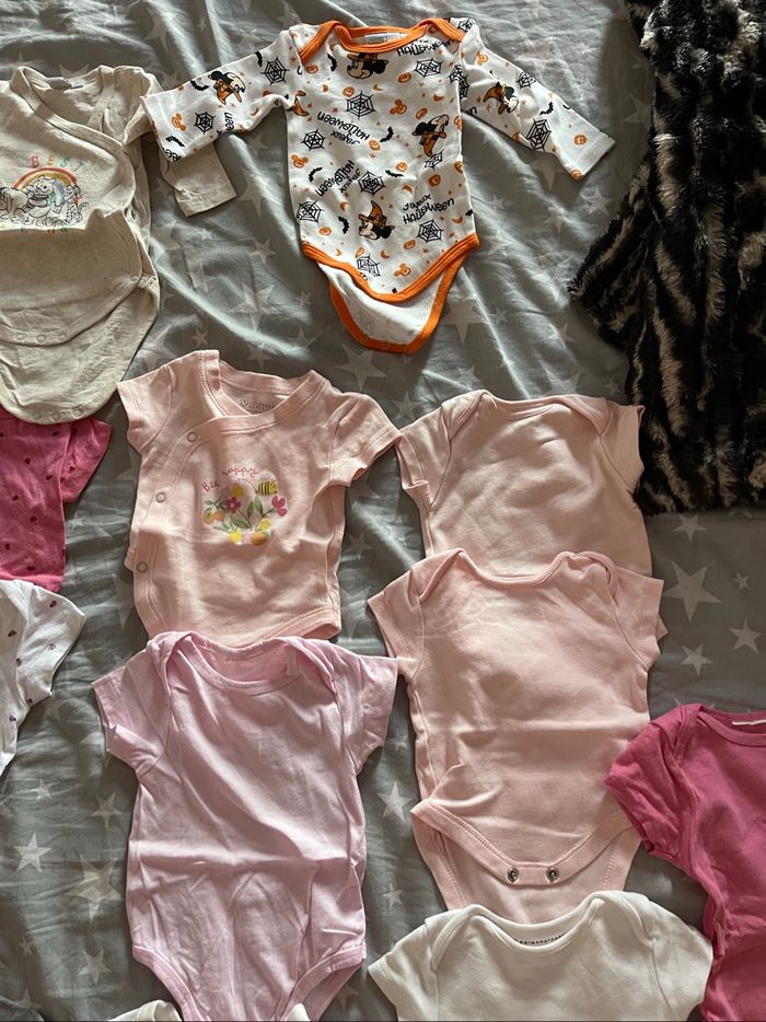 Vêtements, bébé -prématuré,  naissance , 1 mois et 3 mois - photo numéro 2