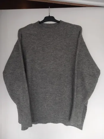 Joli pull gris hiver H&M