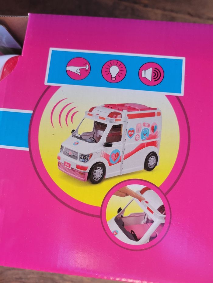 Ambulance barbie véhicule medical - photo numéro 6