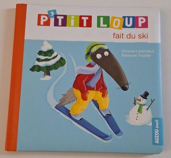 P'tit loup fait du ski