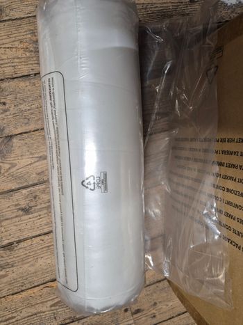 Lot de 2 oreillers utopia microfibre 65x65 neuf