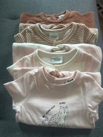  Lot 4 pyjamas bébé 3 mois – Tape à l’Œil – très bon état