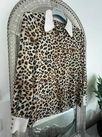 Chemisier léopard Zara