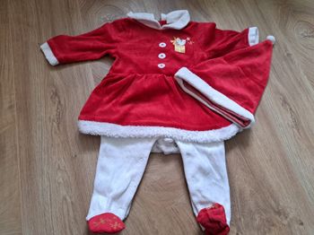 Tenue mère Noël et chapeau