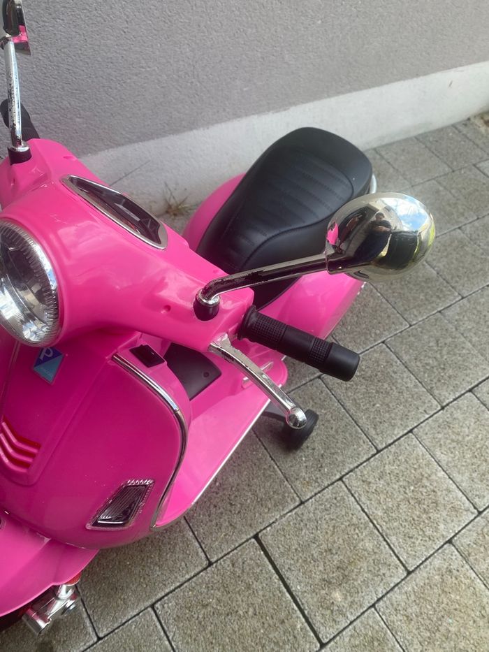 Scooter vespa enfants - photo numéro 1