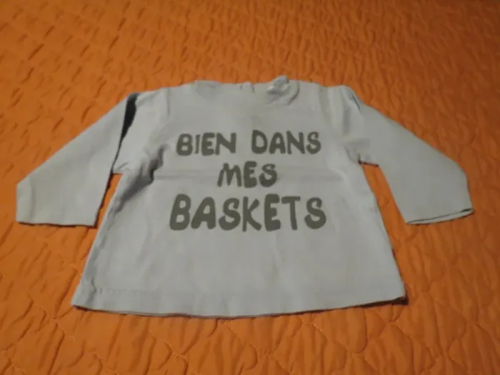 T-shirt taille 6 mois garçon - photo numéro 2
