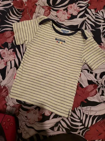 Tshirt reebok 26 mois