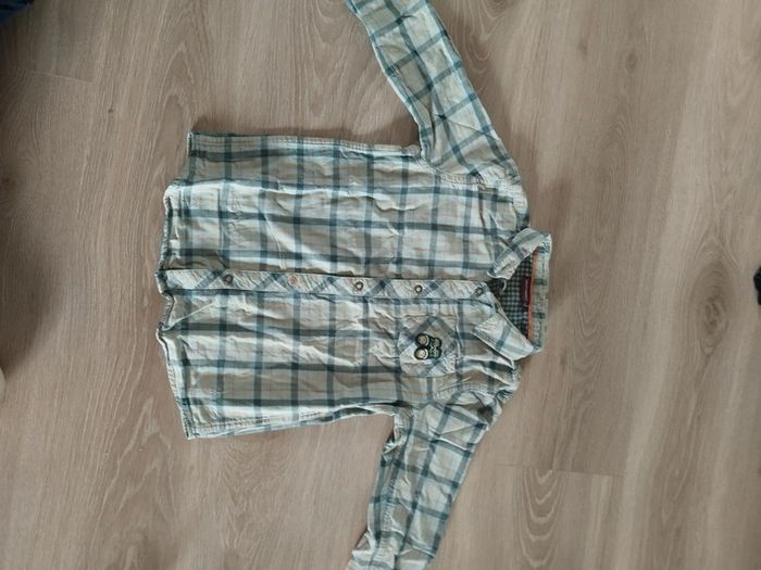 Chemise à carreaux jumelles