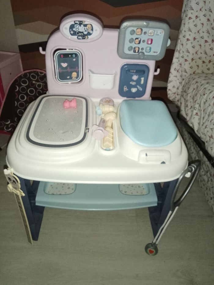 Baby nurse