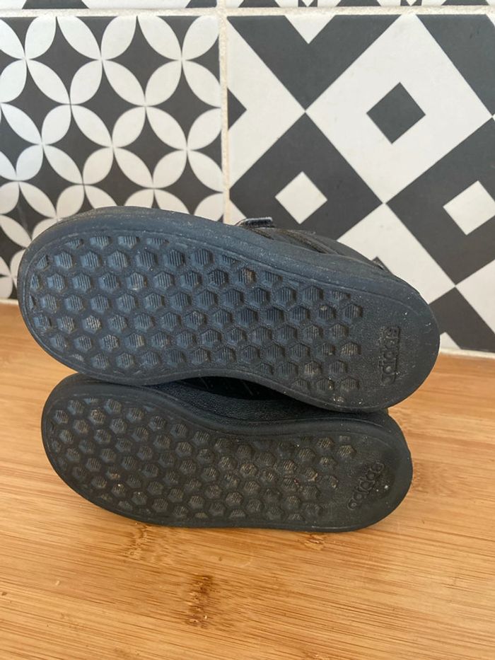 Sneakers Adidas Grand court 2.0 pointure 23 - photo numéro 5