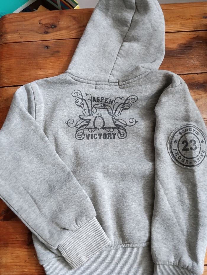 3 sweats à capuche - photo numéro 7