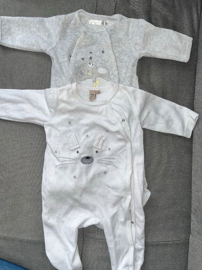 2 pyjamas mixte 3 mois