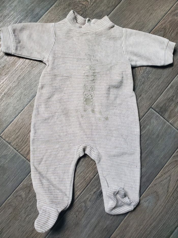 Pyjama velours taille 1 mois bon état