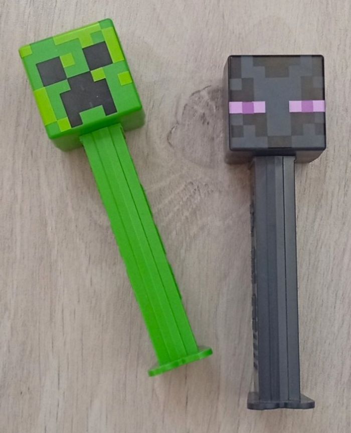 Lot 2 distributeurs vides Pez Minecraft