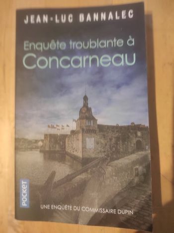 Enquête troublante à Concarneau Jean-Luc Bannalec Pocket 2015