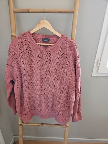 Pull rose ajouré oversize Yessica T 48