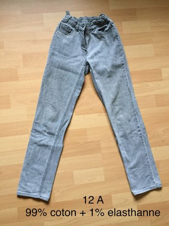 Jeans gris clair Taille 12 ans
