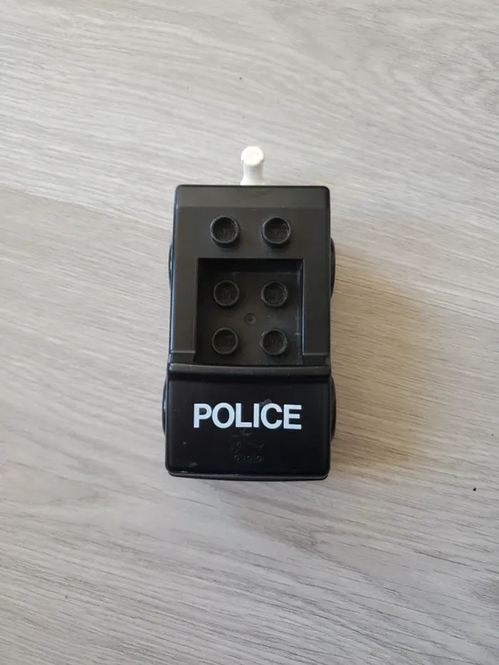 Voiture police lego duplo - photo numéro 3