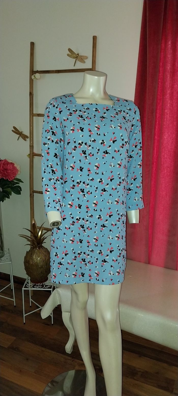 Robe printanière fleurie neuve by Naf Naf Taille 36 neuve