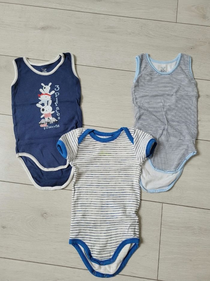 Lot été garçon 12 mois 74 cm - photo numéro 2