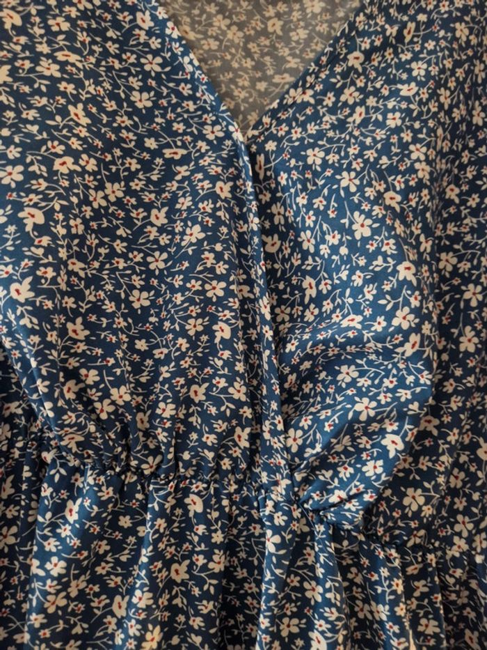 Tee shirt blouse fleurie - photo numéro 2