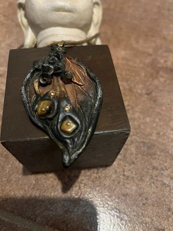 Collier avec pendentif