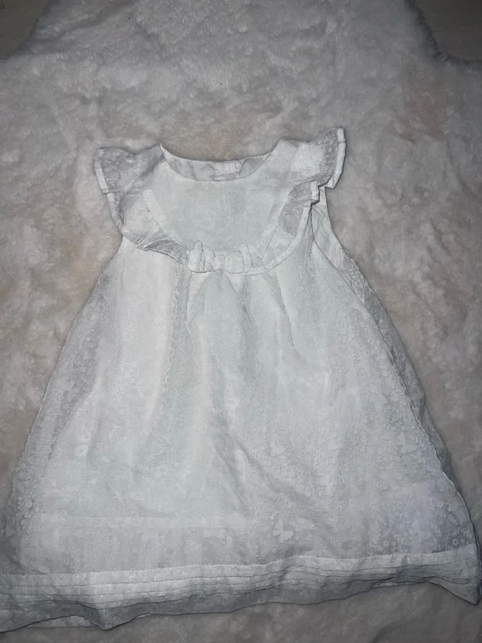 Robe 18m - photo numéro 1