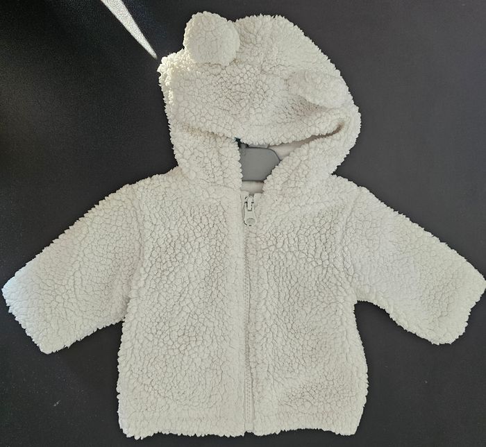 Manteau moumoute taille 1 mois