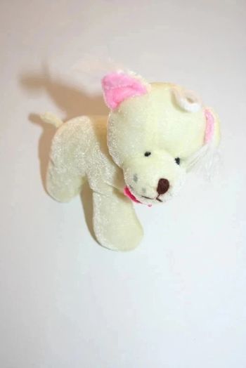 Doudou chien à accrocher 13cm