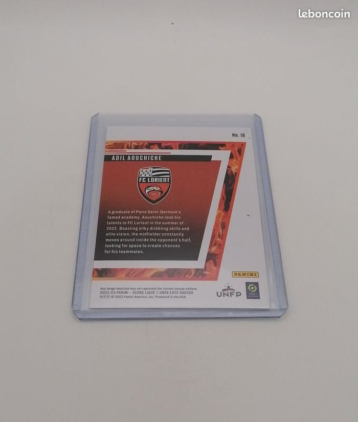 Carte Panini score Ligue 1 2022-23 Rookie Card HOT ROOKIES Adil Aouchiche n°18. - photo numéro 3