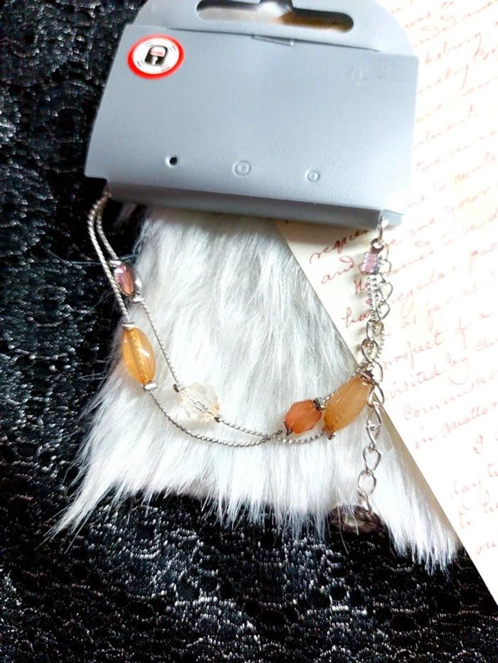 Magnifique bracelet neuf avec perles couleur ambre - photo numéro 3