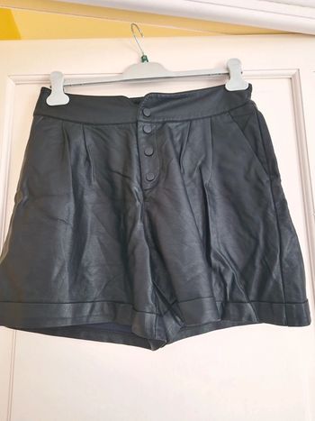 Short aspect cuir🖤