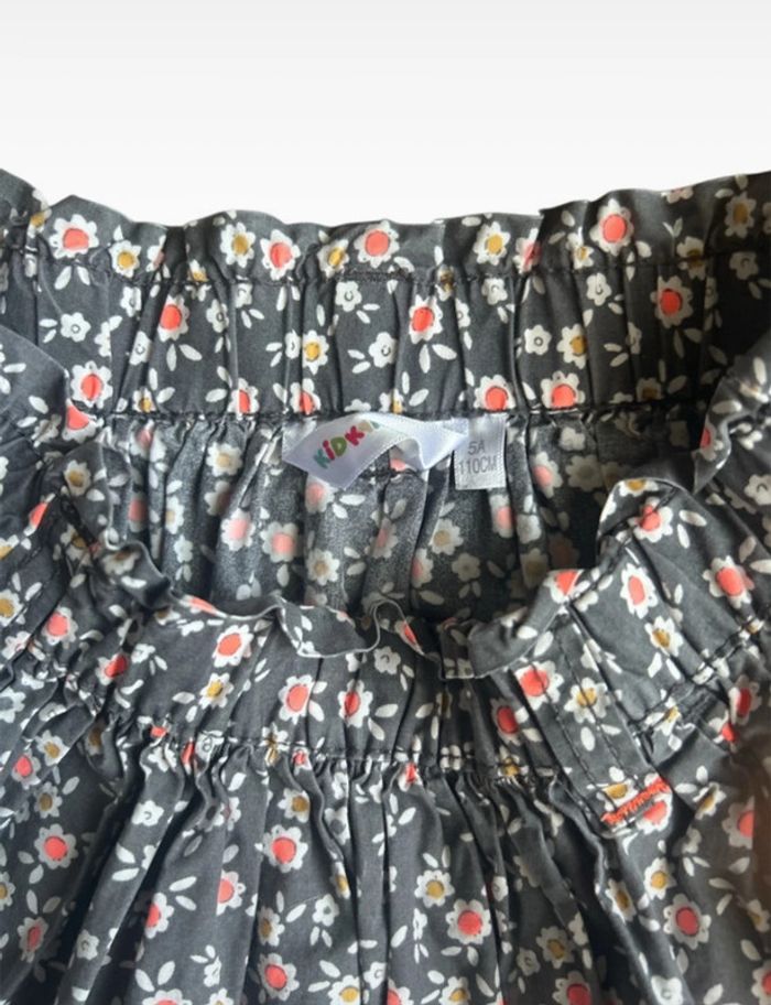 🌸 Jupe Kidkanai fleurie - 5/6 ans 🌸 - photo numéro 3