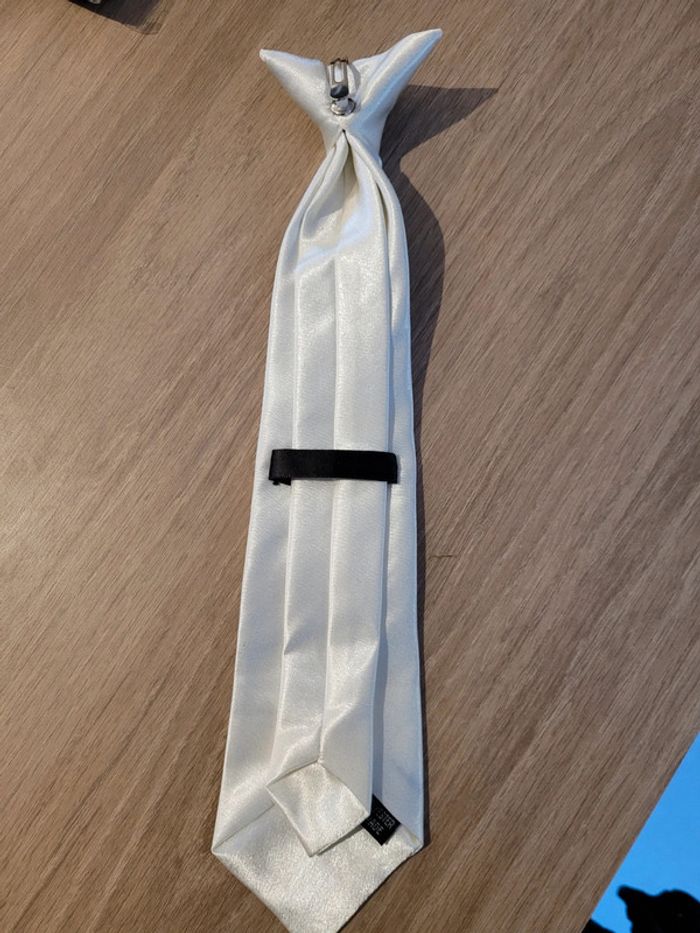 Gilet Costume + Cravate - photo numéro 7