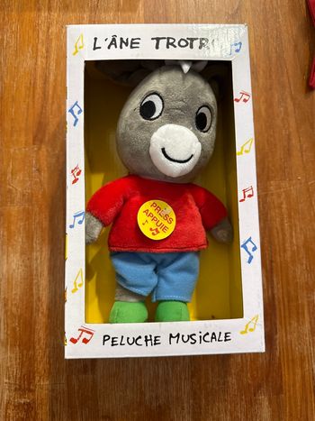 L’âne Trotro, peluche musicale