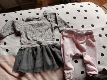 Ensemble fille 1 mois
