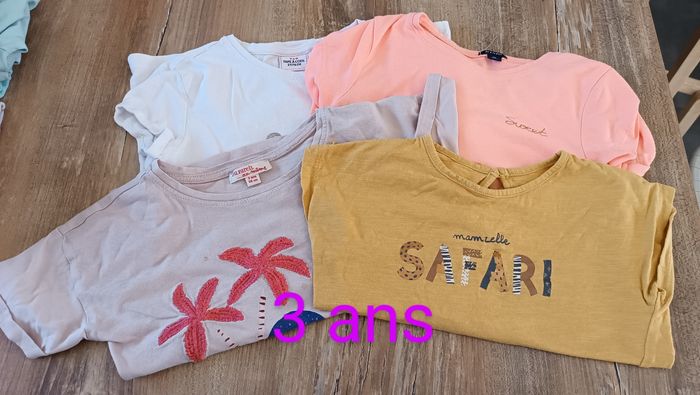Lot de tee-shirts bébé fille