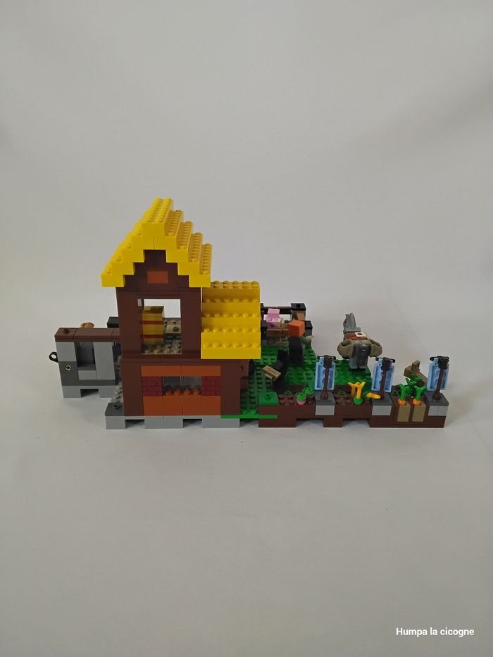 Lego Minecraft 21144 (M389) - photo numéro 5