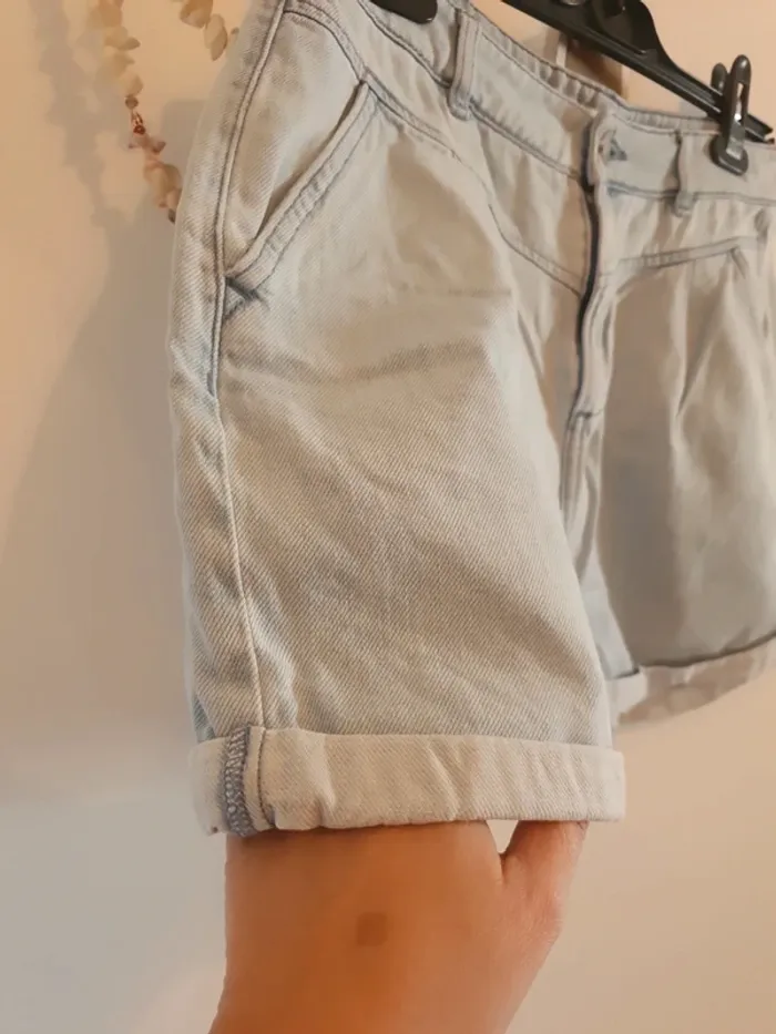 Short en jean T42 - photo numéro 2