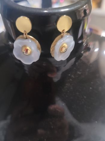 Boucles d'oreilles upcyclé avec jolis boutons 