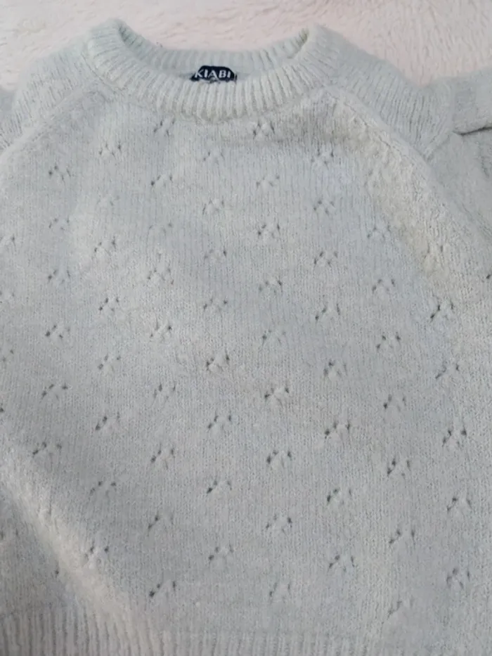Pulls en laine 6 mois - photo numéro 2